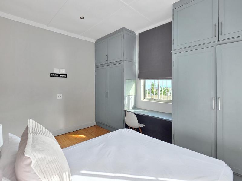 4 Bedroom Property for Sale in Bantry Bay Western Cape